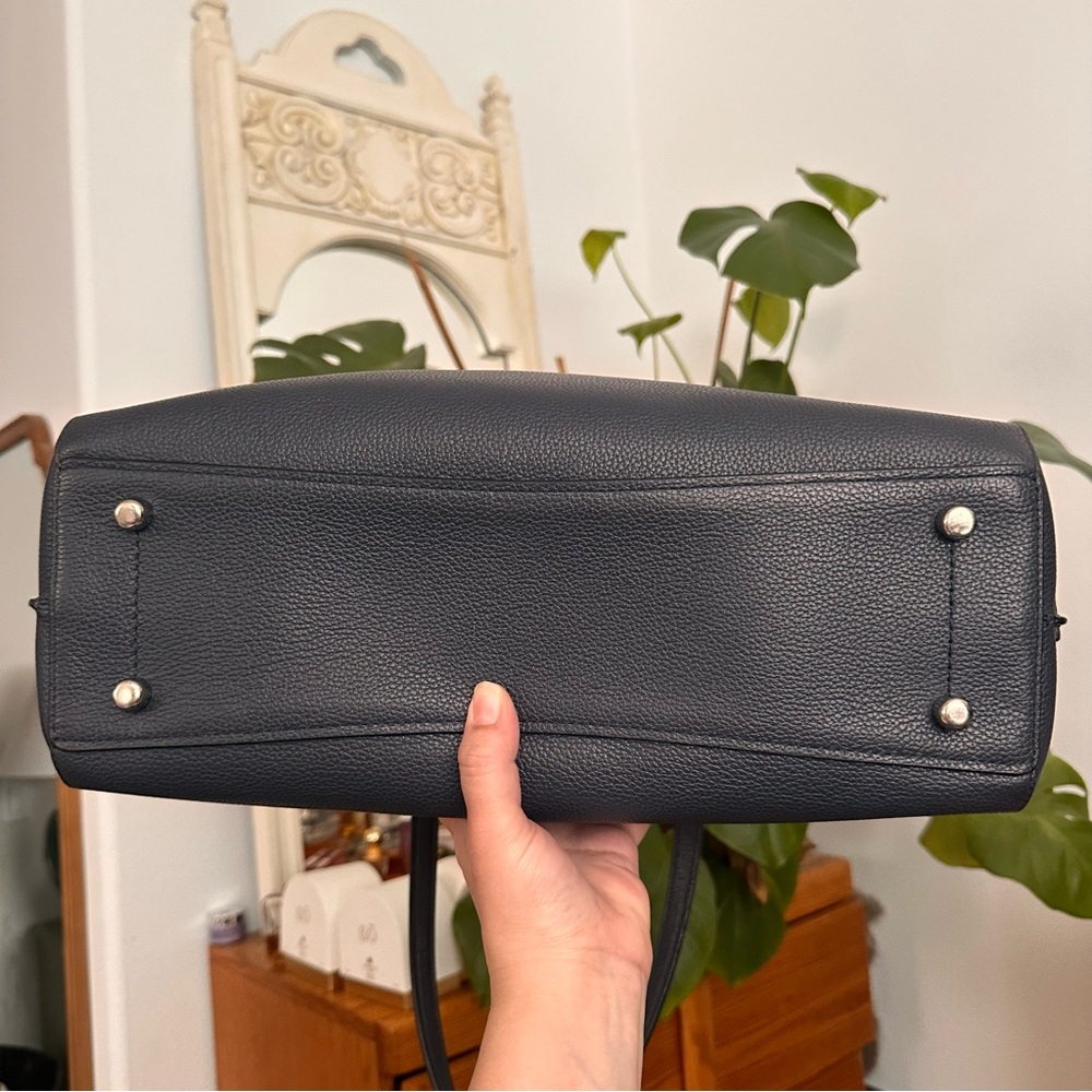 Coach Charlie Carryall dark navy blue Leather Tote with Signature Charm - Picture 7 of 9
